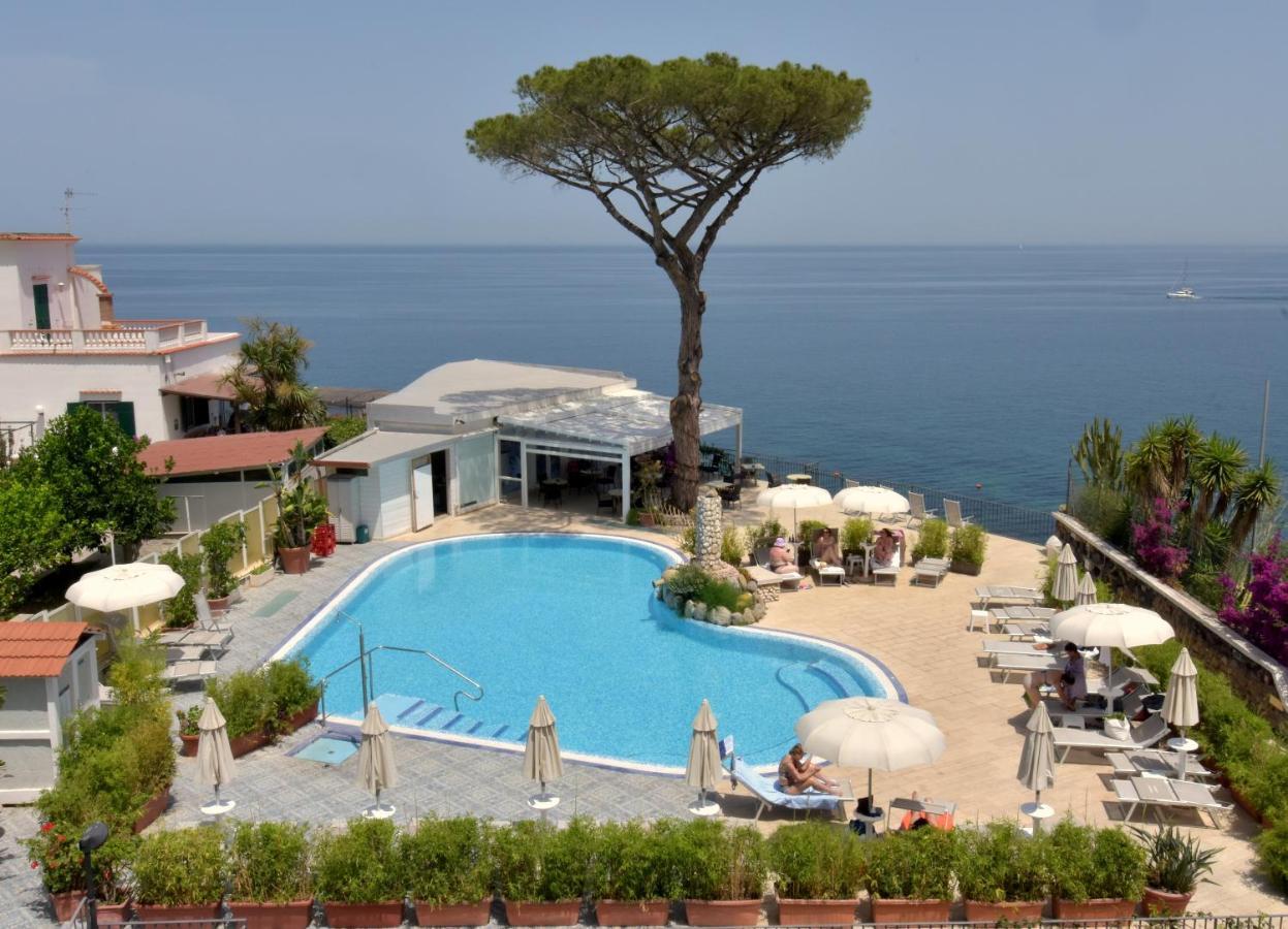 Hotel L'Approdo Casamicciola Terme Exterior foto