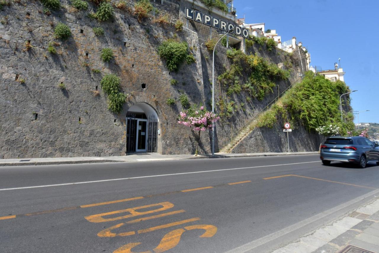 Hotel L'Approdo Casamicciola Terme Exterior foto